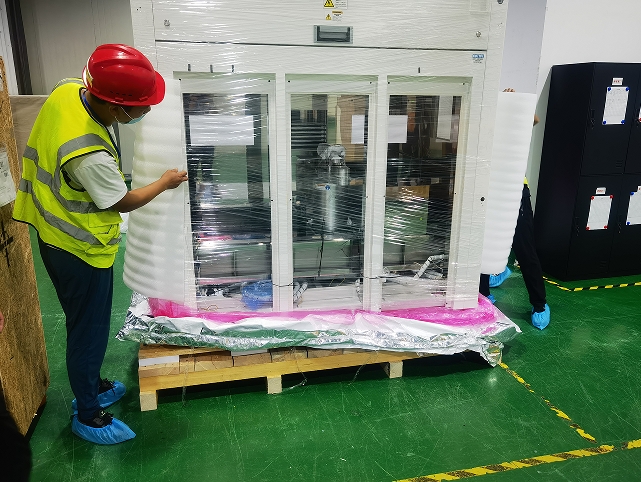 機器包裝進行時